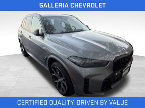 Used 2024 BMW X5 sDrive40i w/ M Sport Package RWD image 2