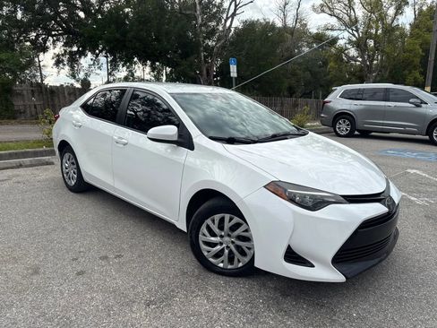 Used 2019 Toyota Corolla LE FWD image 5