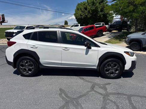 Used 2021 Subaru Crosstrek 2.5i Sport w/ Moonroof Package AWD/4WD image 2