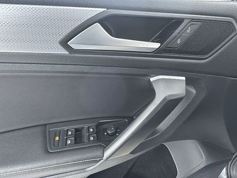 Used 2024 Volkswagen Tiguan S image 20