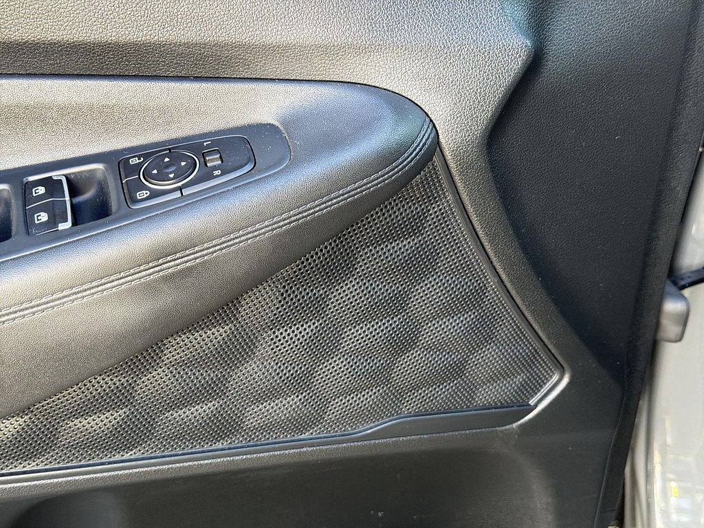 Used 2021 Hyundai Santa Fe SEL FWD image 15