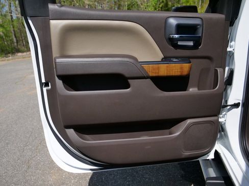 Used 2017 GMC Sierra 1500 SLT image 33