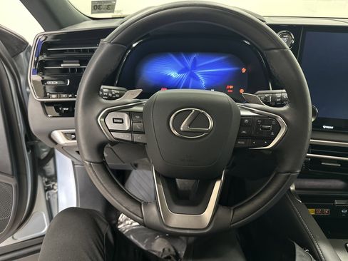 Certified 2025 Lexus RX 350 Premium image 18