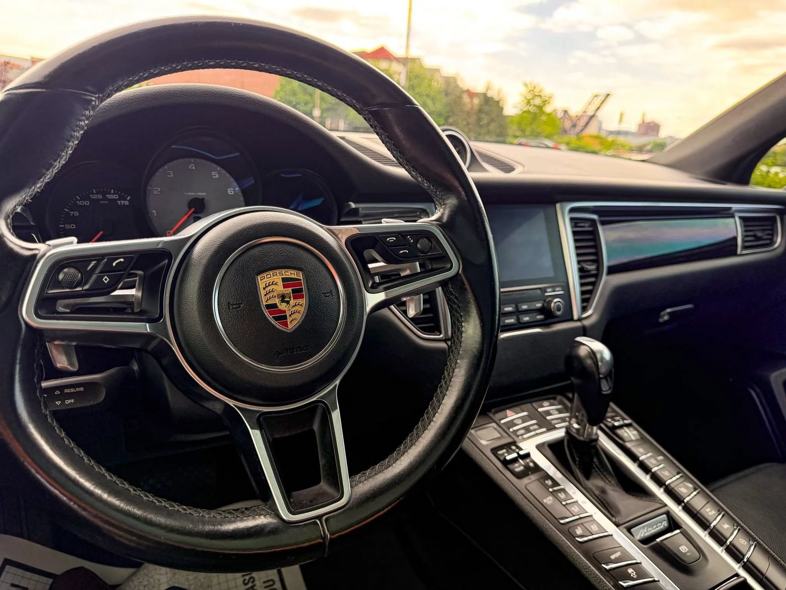 Used 2017 Porsche Macan S AWD/4WD image 39