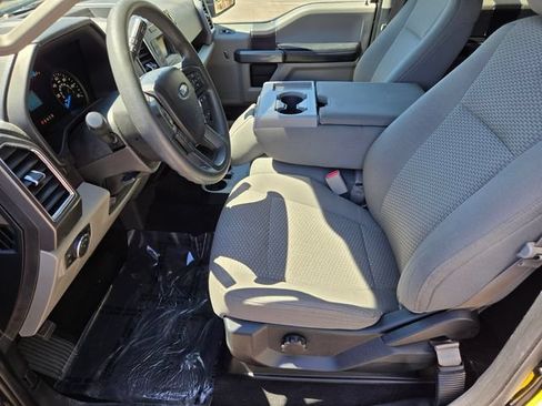 Used 2017 Ford F150 XLT RWD image 12