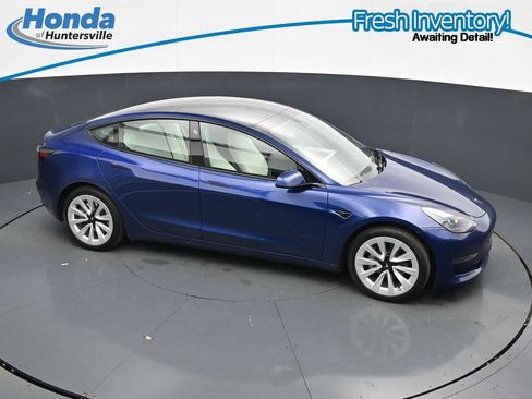 Used 2023 Tesla Model 3 Standard Range RWD image 19