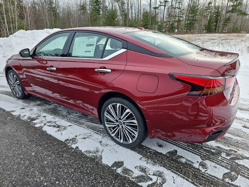 New 2025 Nissan Altima 2.5 SL image 5