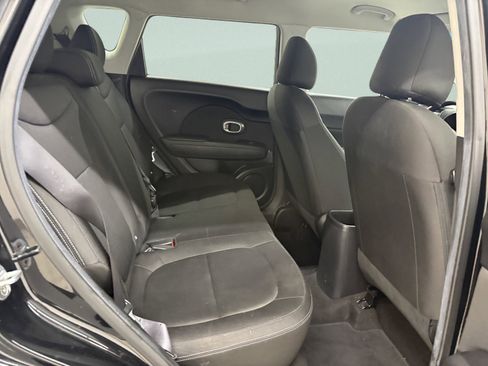 Used 2017 Kia Soul FWD image 22