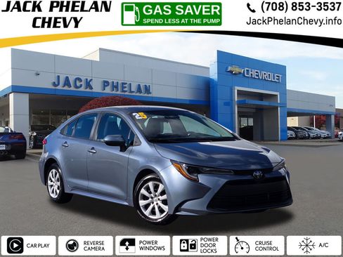 Used 2025 Toyota Corolla LE image 1