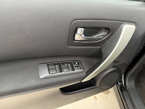 Used 2012 Nissan Rogue SV w/ Premium Pkg AWD/4WD image 15