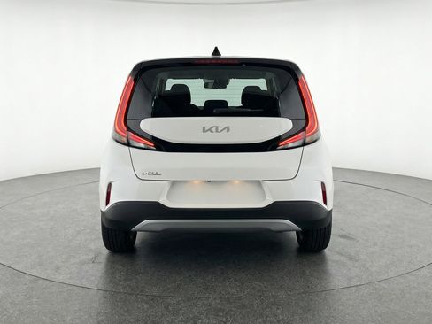 Used 2025 Kia Soul LX w/ LX Technology Package image 7