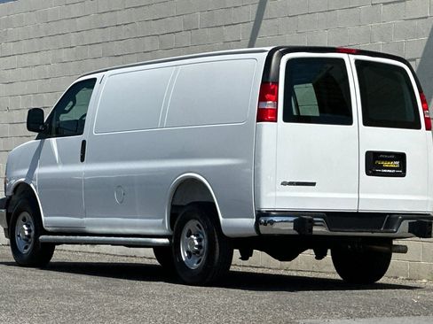 Certified 2025 Chevrolet Express 2500 w/ Driver Convenience Package RWD image 6