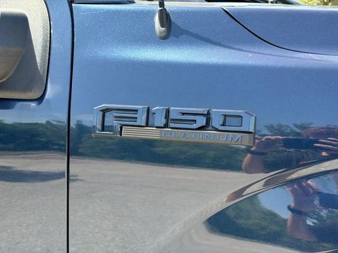 Used 2019 Ford F150 Platinum w/ Equipment Group 701A Luxury AWD/4WD image 44