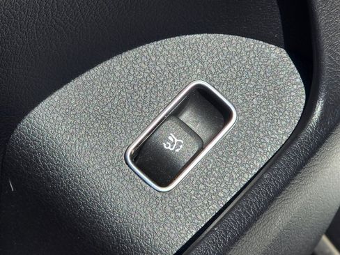 Used 2024 Mercedes-Benz GLE 350 4MATIC image 38