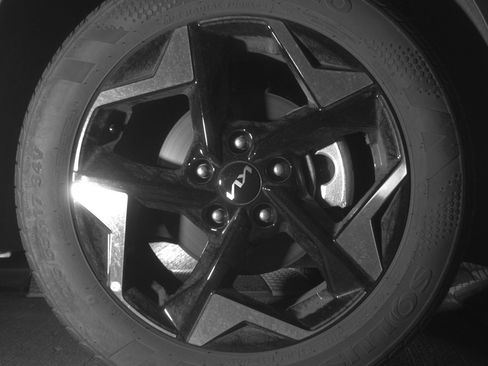 Used 2025 Kia Seltos S image 13