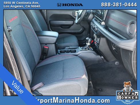 Used 2025 Jeep Wrangler Unlimited Rubicon AWD/4WD image 20
