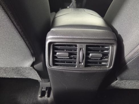 Used 2022 Nissan Rogue Sport S FWD image 25