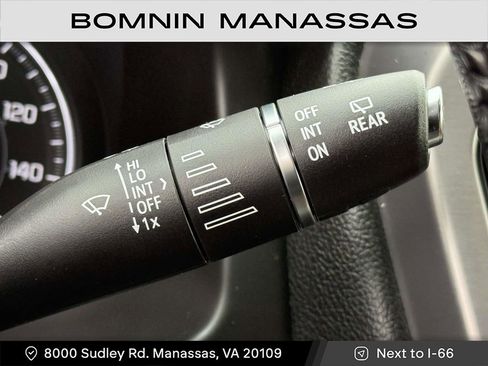 Used 2019 GMC Acadia SLT image 26