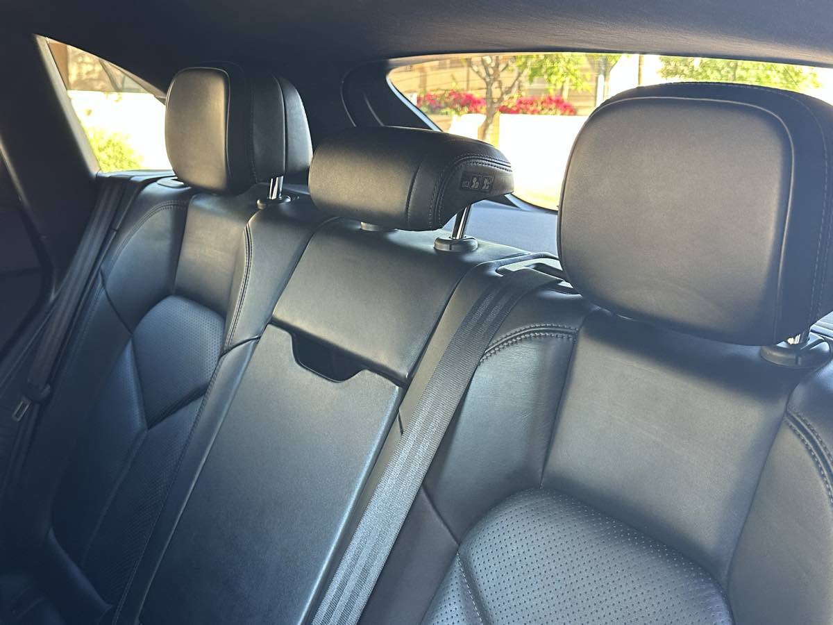 Used 2018 Porsche Macan AWD/4WD image 20