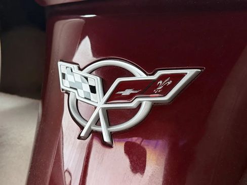 Used 2003 Chevrolet Corvette Convertible w/ Preferred Equipment Group1 RWD image 10