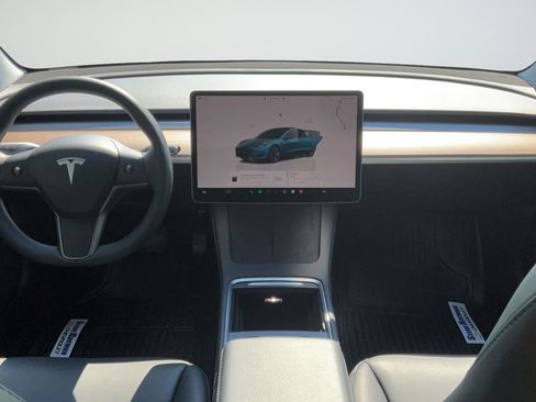 Used 2023 Tesla Model 3 Standard Range RWD image 11