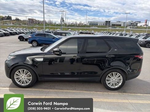 Used 2018 Land Rover Discovery HSE Luxury image 4