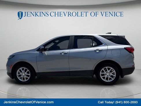 Used 2023 Chevrolet Equinox LT FWD image 9