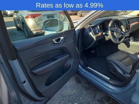 Certified 2023 Volvo XC60 B5 Plus image 5