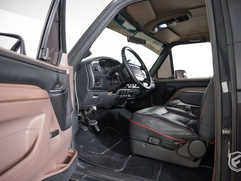 Used 1996 Ford Bronco Eddie Bauer image 15