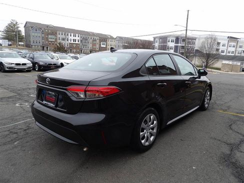 Used 2020 Toyota Corolla LE image 5