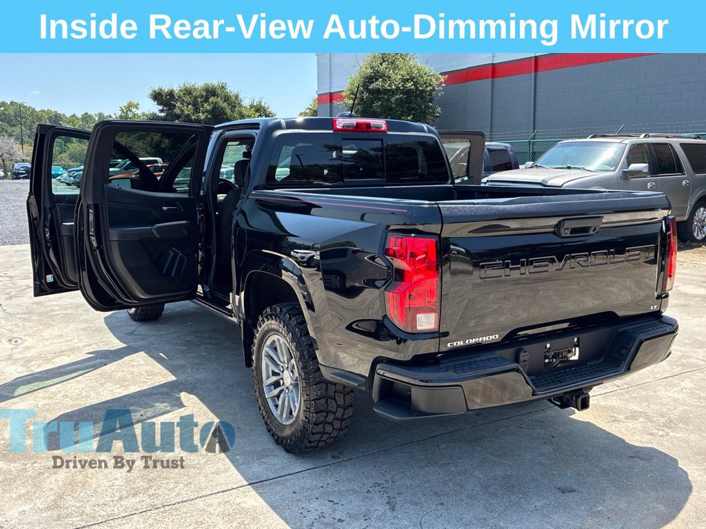 Used 2024 Chevrolet Colorado LT w/ LT Convenience Package II RWD image 15