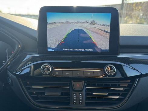 Used 2024 Ford Escape ST-Line image 17