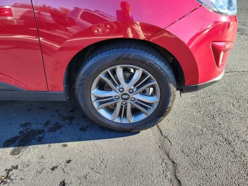 Used 2015 Hyundai Tucson SE image 19