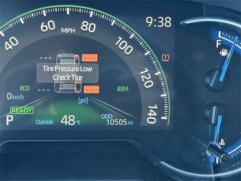 Used 2024 Toyota RAV4 XLE image 15