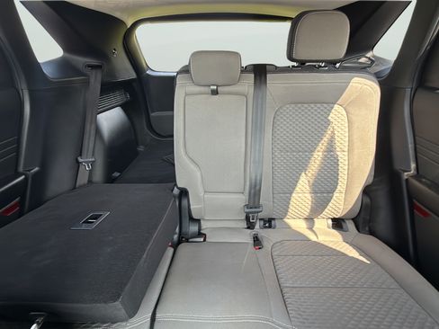 Used 2021 Ford Escape SE w/ SE Sport Appearance Package AWD/4WD image 25