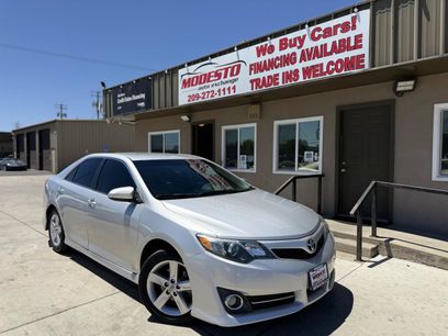 Used 2014 Toyota Camry SE