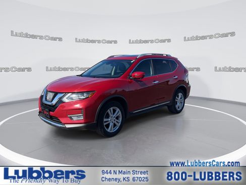 Used 2017 Nissan Rogue SL w/ SL Premium Package image 4