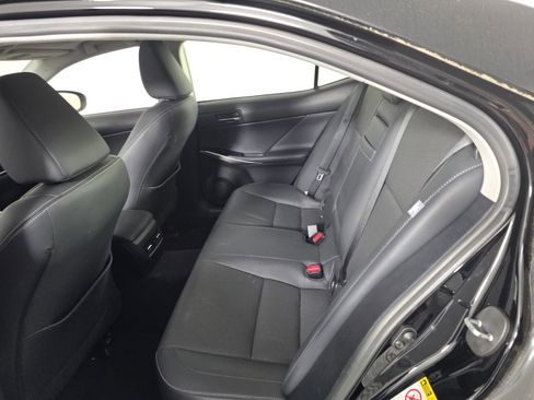 Used 2015 Lexus IS 250 w/ Navigation System Package image 19