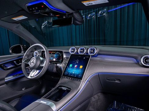 New 2026 Mercedes-Benz GLC 300 image 4