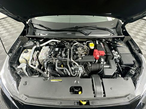 Used 2025 Nissan Sentra SR FWD image 31