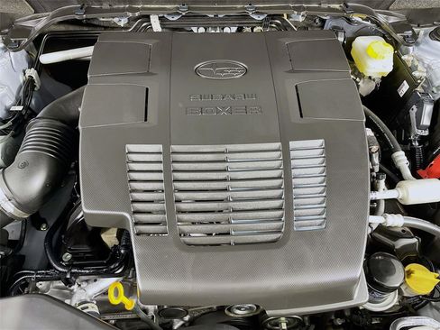 Used 2024 Subaru Forester Premium image 34