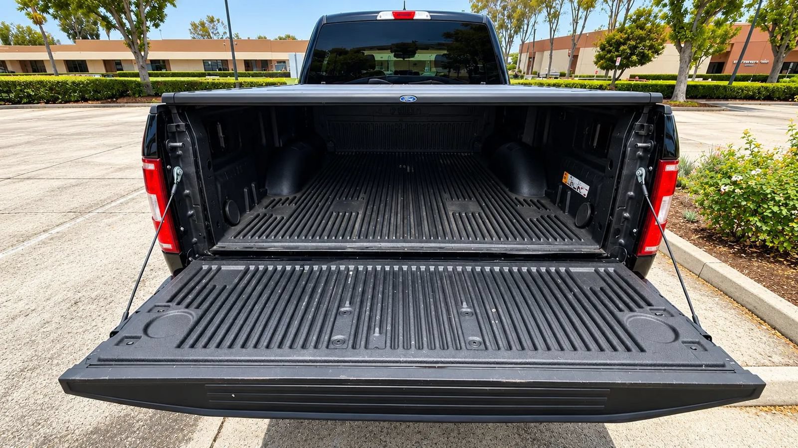 Used 2020 Ford F150 XLT w/ Max Trailer Tow Package AWD/4WD image 10