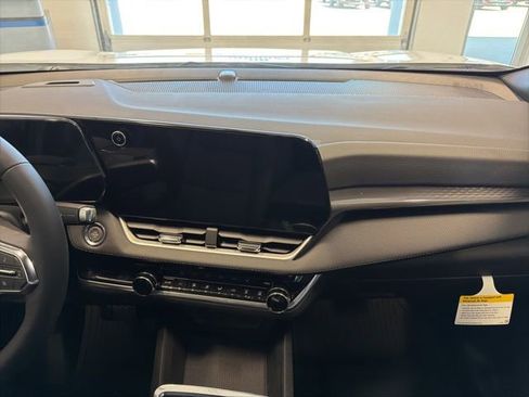 New 2026 Chevrolet Equinox LT image 31