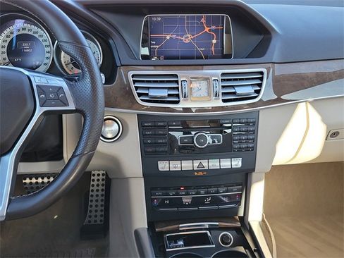 Used 2015 Mercedes-Benz E 350 4MATIC Sedan image 30