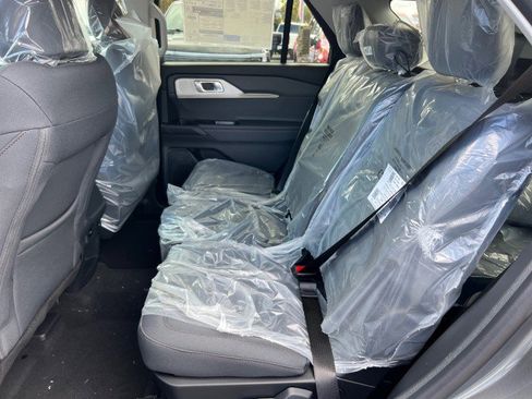 New 2026 Ford Explorer Active image 18