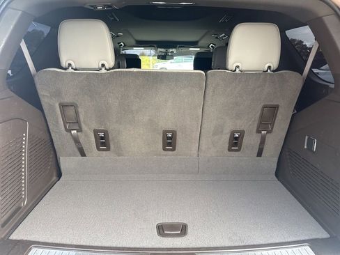 Used 2021 Chevrolet Tahoe Z71 w/ Rear Media and Nav Package image 8