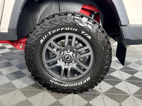 Used 2025 INEOS Grenadier Trialmaster Edition image 29