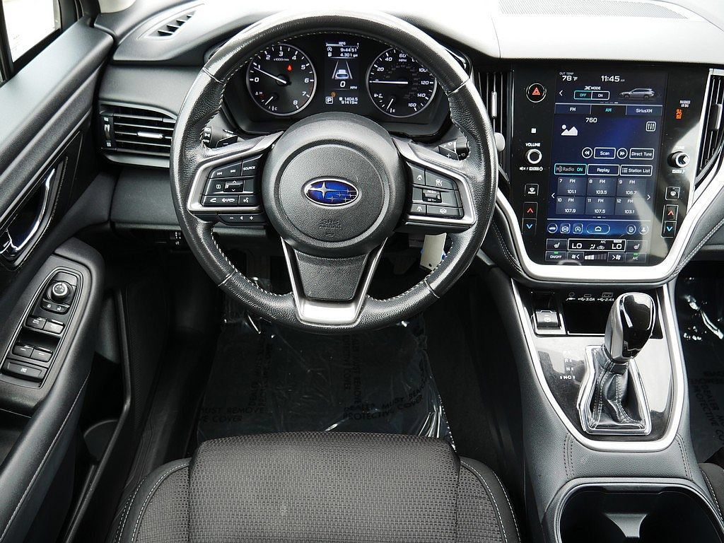 Used 2024 Subaru Outback Premium AWD/4WD image 17