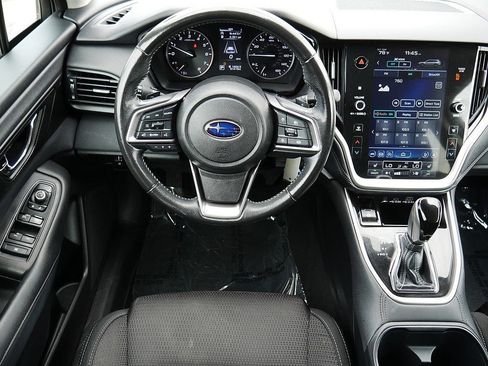 Used 2024 Subaru Outback Premium AWD/4WD image 17