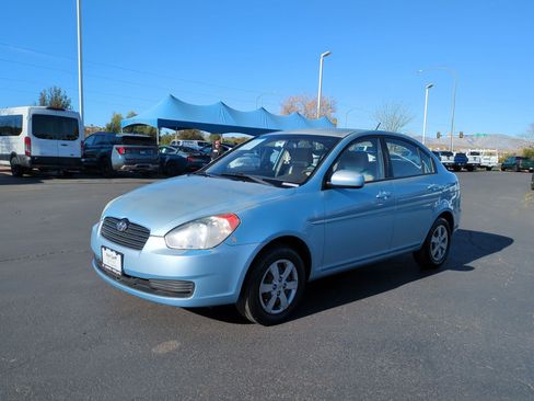Used 2011 Hyundai Accent GLS w/ Premium Pkg 4 image 8